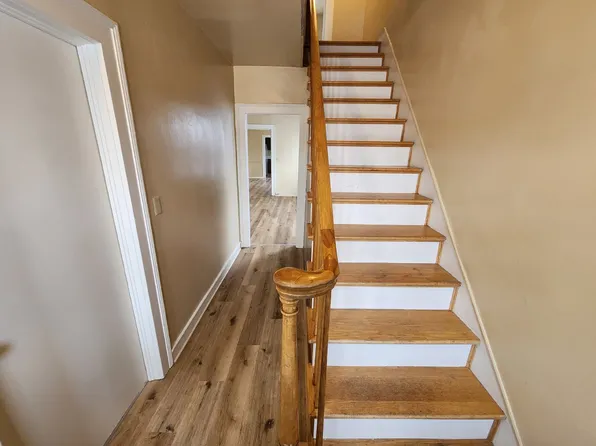 310 W 7th Ave, Oshkosh, WI 54902