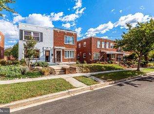 5513 Chillum Pl NE, Washington, DC 20011