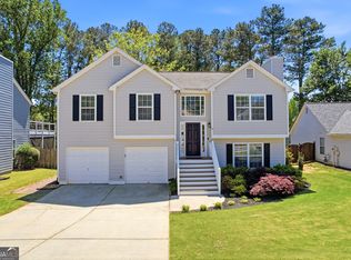 2604 Lake Park Bnd, Acworth, GA 30101