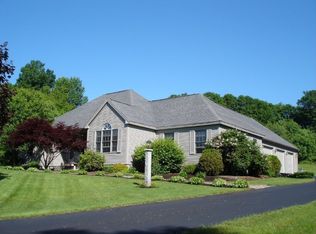 16 Green Trees Dr, Gorham, ME 04038