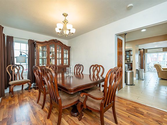 3rd image of 2516 57th St