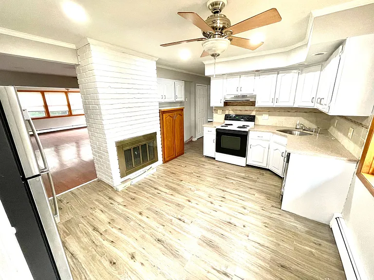 9 Arcadia Ln — Photo 4