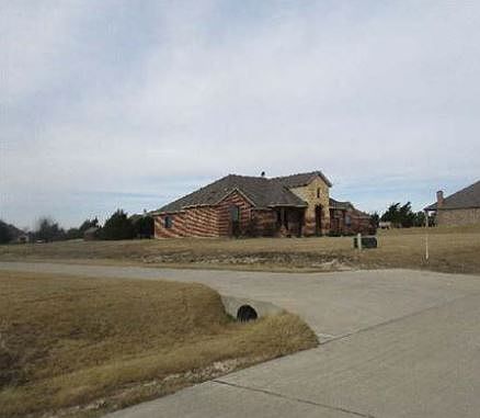 2nd image of 135 Stone Field Ct