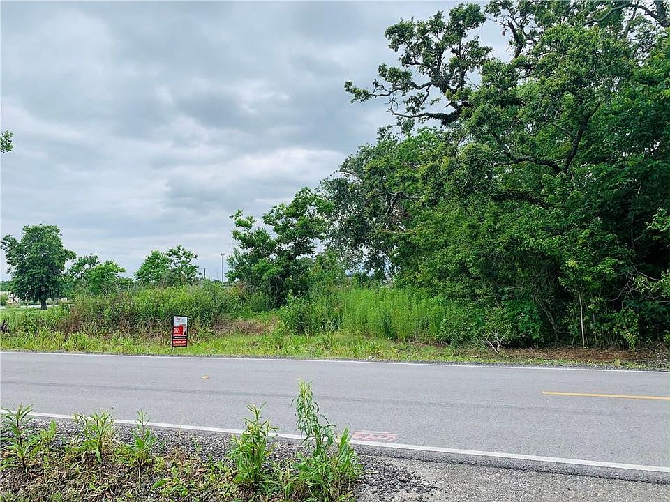 1st image of Sharpe Rd