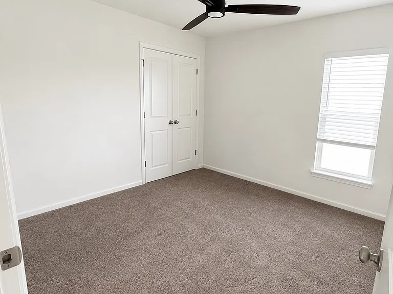 3605 Meadow Vista Ln — Photo 5