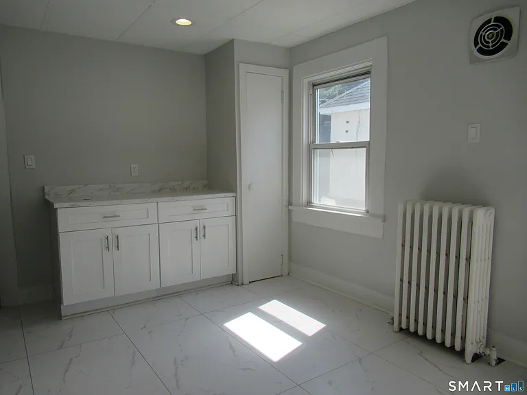 81 Jetland St #2 — Photo 3