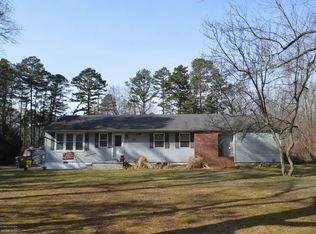 618 Oakleaf St, Jackson, NJ 08527