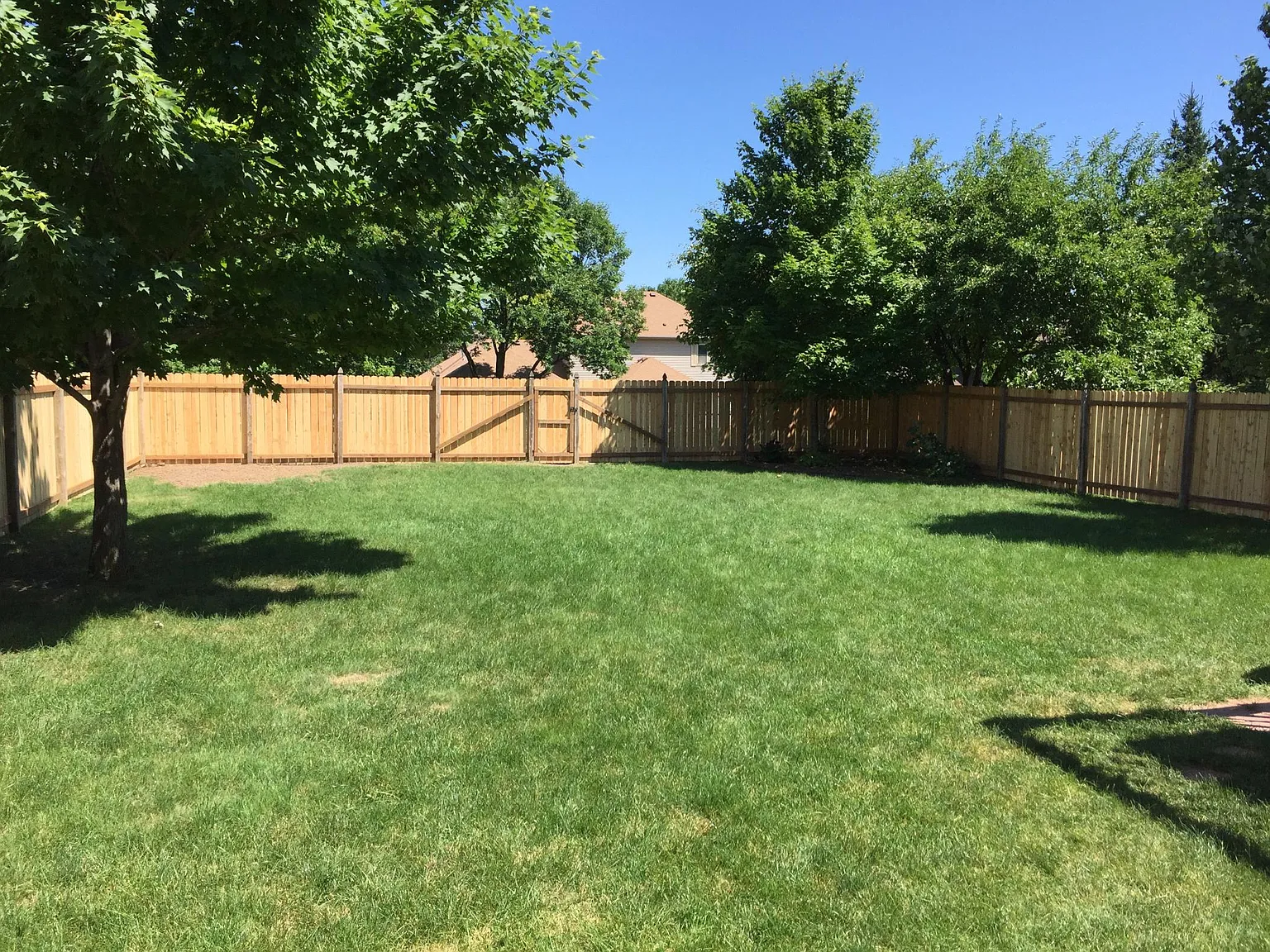 4 bed, 1900 sqft, $3,100 — Photo 4