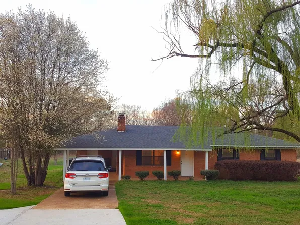 415 Highway 30 E, Oxford, MS 38655