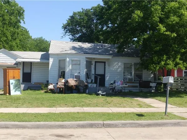 3705 S Littlejohn Ave, Fort Worth, TX 76105