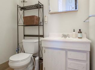 7800 Ash St #3A, Prairie Village, KS 66208
