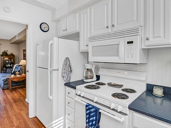 5th image of 3700 Bush River Rd APT H5