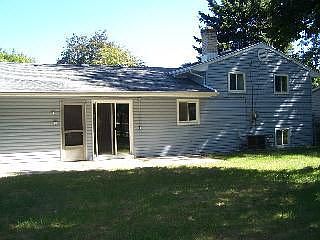 2nd image of 7153 Middlebury Dr