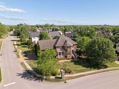 2001 Bairnsdale Dr, Thompsons Station, TN, 37179