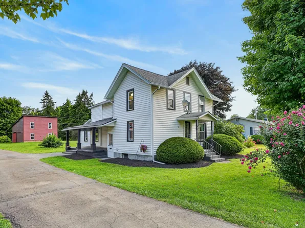 31 Pitney St, Sayre, PA 18840