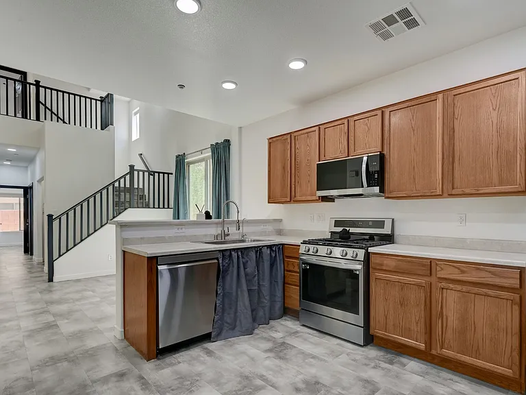 9929 Markhorn Ct — Photo 30