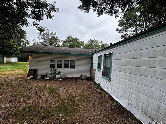 3rd image of 127 Grovewood Ct