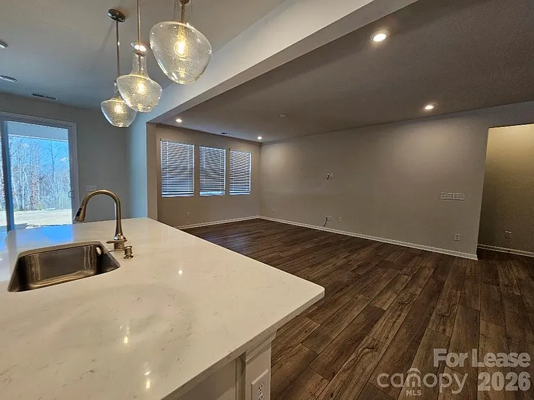 3108 Cheyney Park Dr — Photo 9