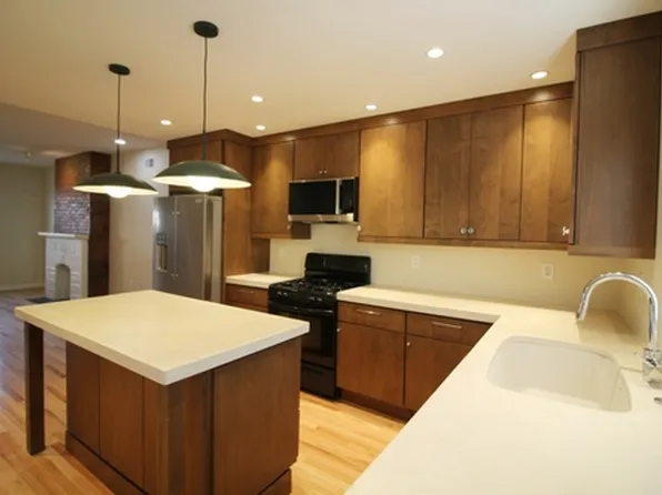 1928 Harcum Way, Pittsburgh, PA 15203