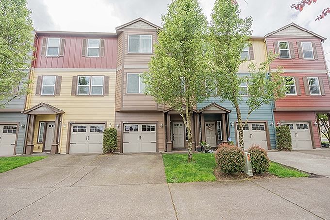 1st image of 8205 NE 53rd Way