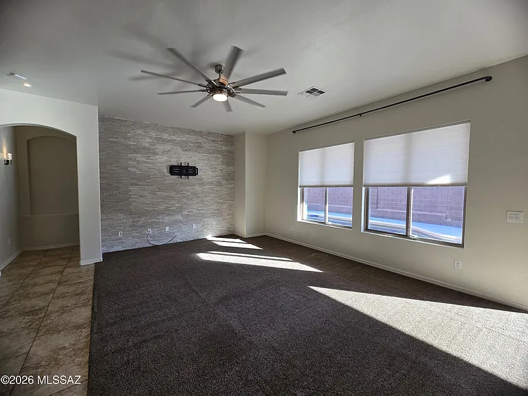 7291 N Basie Ct — Photo 17