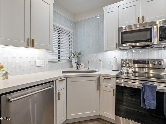5th image of 7008 E GOLD DUST Avenue #241