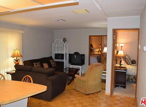 Living room with parquet floors