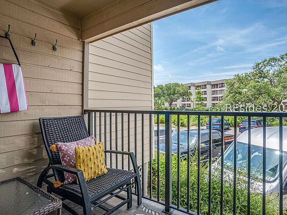 5th image of 40 Folly Field Rd APT A131