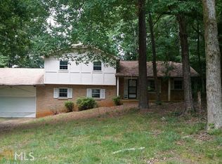 298 Willow Cove Ct, Lawrenceville, GA 30044
