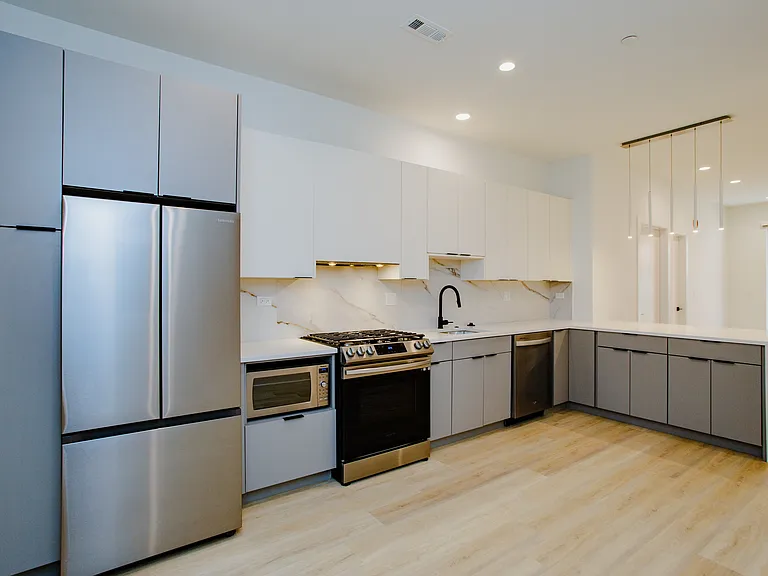 The Aura Apartments — Photo 18