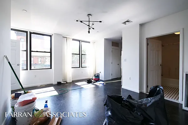 Rented by Farran & Associates | media 42