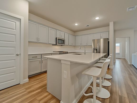 5th image of 2317 Spring Side Dr