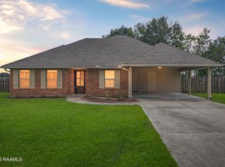 125 Ridge Run Ln, Carencro, LA 70520