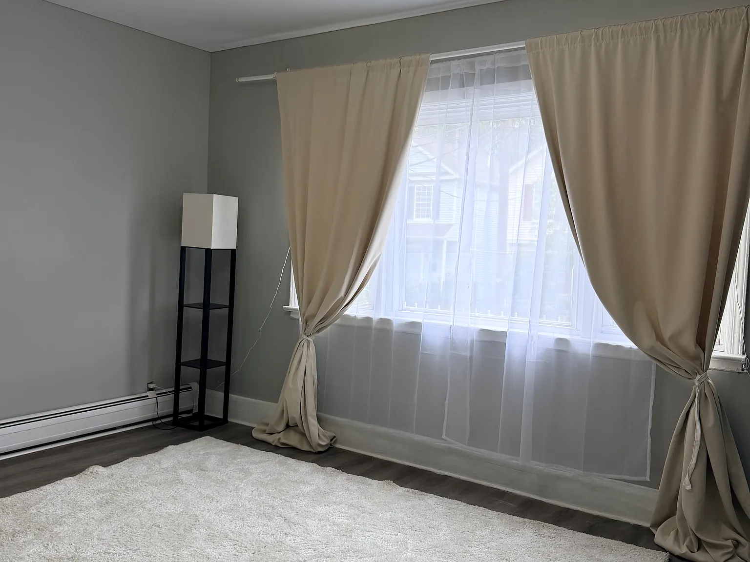 2 bed, 907 sqft, $2,400 — Photo 4