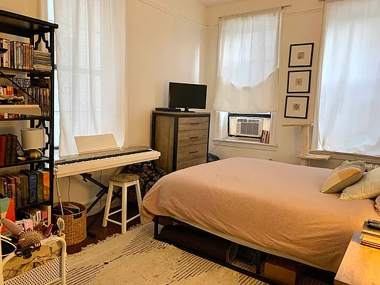 Rented by Bedford 6 Real Estate | media 9