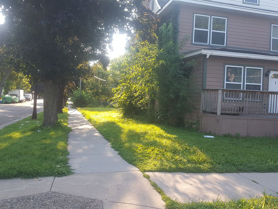 1st image of 690 Western Ave N #1