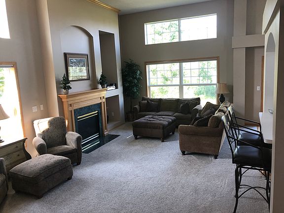 Gas fireplace.  high celings