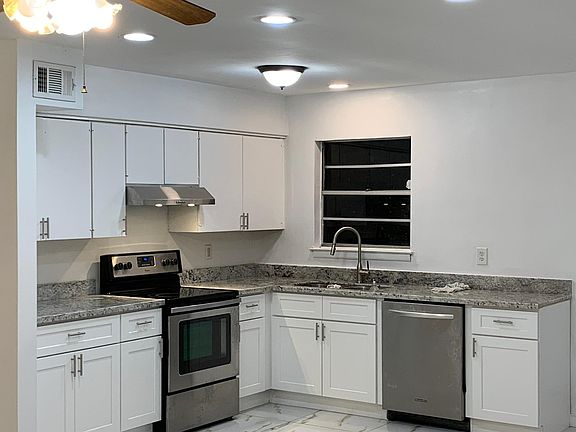 4th image of 1509 Glendale Dr