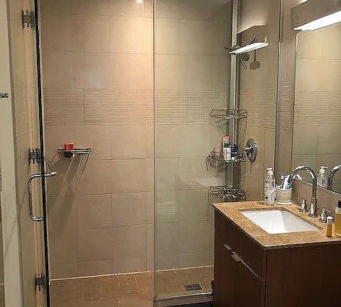 4th image of 110 Warren St APT B201