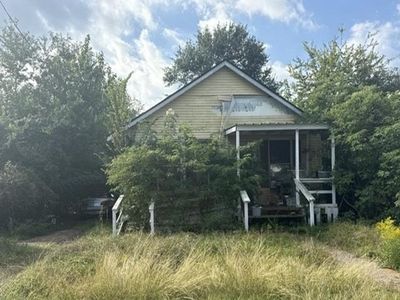 327 Avenue B, Port Neches, TX, 77651