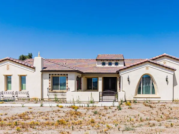 16130 Gallery Heights Dr, Riverside, CA 92504
