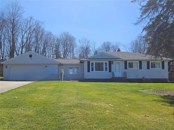 10035 Gabriella Dr, North Royalton, OH 44133