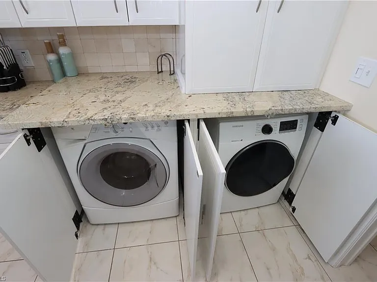 5550 Heron Point Dr #902 — Photo 24
