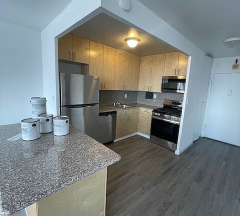 2nd image of 270 Marin Blvd APT 18P