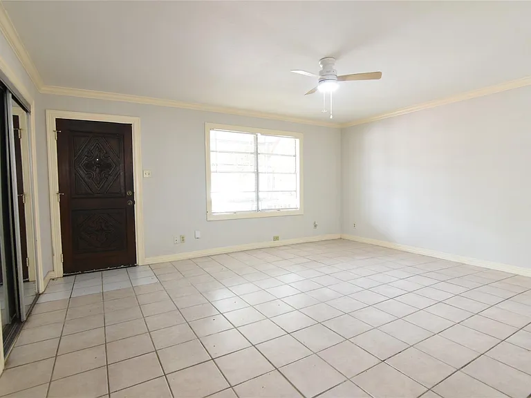 613 Pacific St #1 — Photo 9