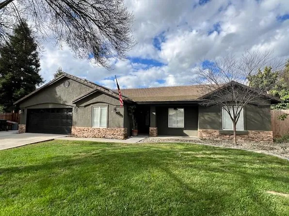 2637 S Virmargo Court, Visalia, CA 93292
