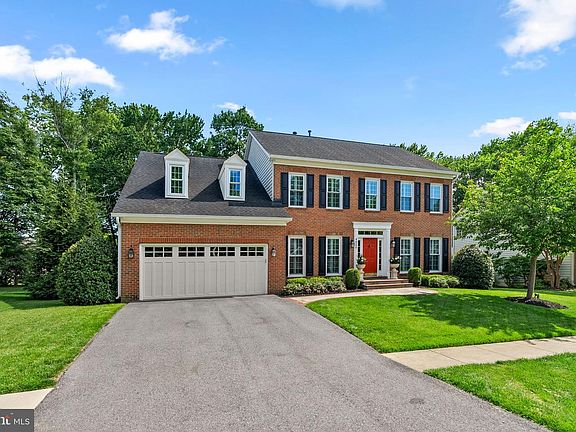 3rd image of 4620 Brightwood Rd