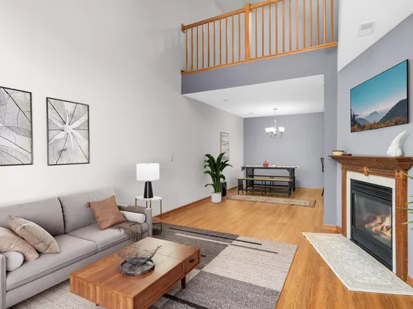 5103 207th St N, Forest Lake, MN 55025