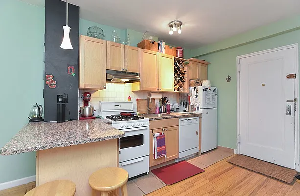 Rented by Emor Management Inc. | media 23