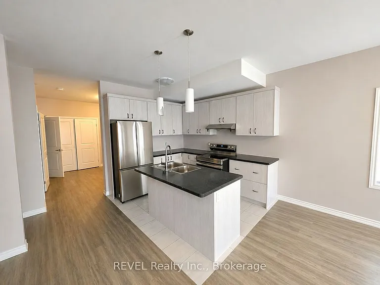 9 Caroline St — Photo 3